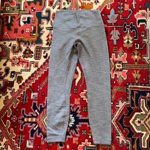 Lululemon, size 6, gray